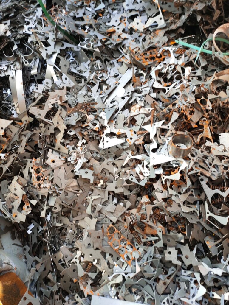 Bushelling Scrap (Loose/Bundles)